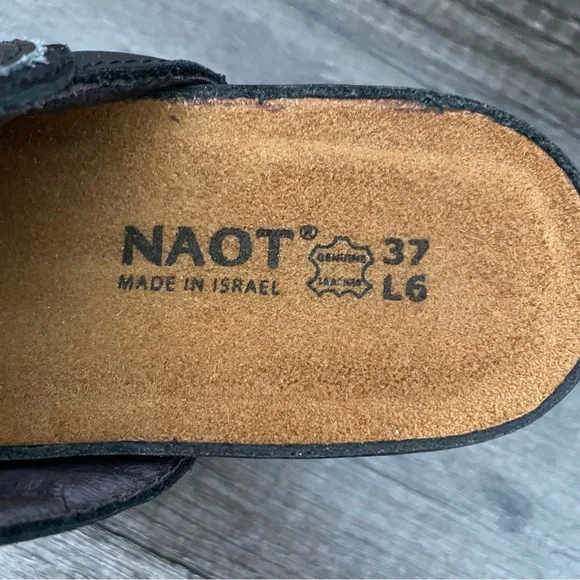 Naot Adore Ink Leather/Armor Genuine Leather Solid Black Slip On Clogs Mules - Picture 6 of 6